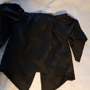 Off the shoulder black short sleeve blouse